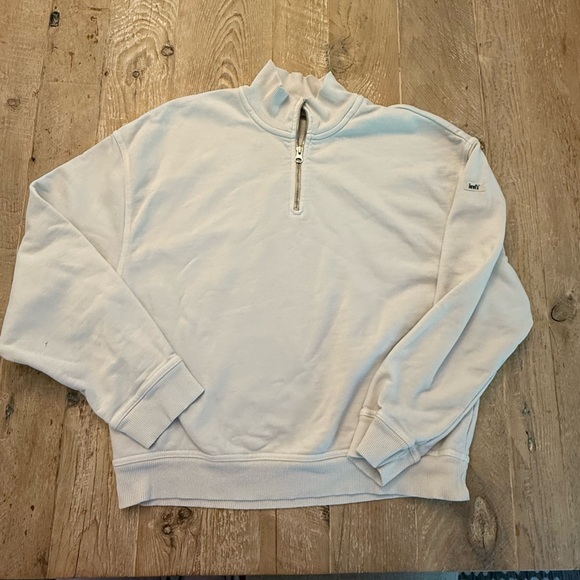 Levi's Tops - Vintage white Levi’s quarter zip thick sweatshirt M